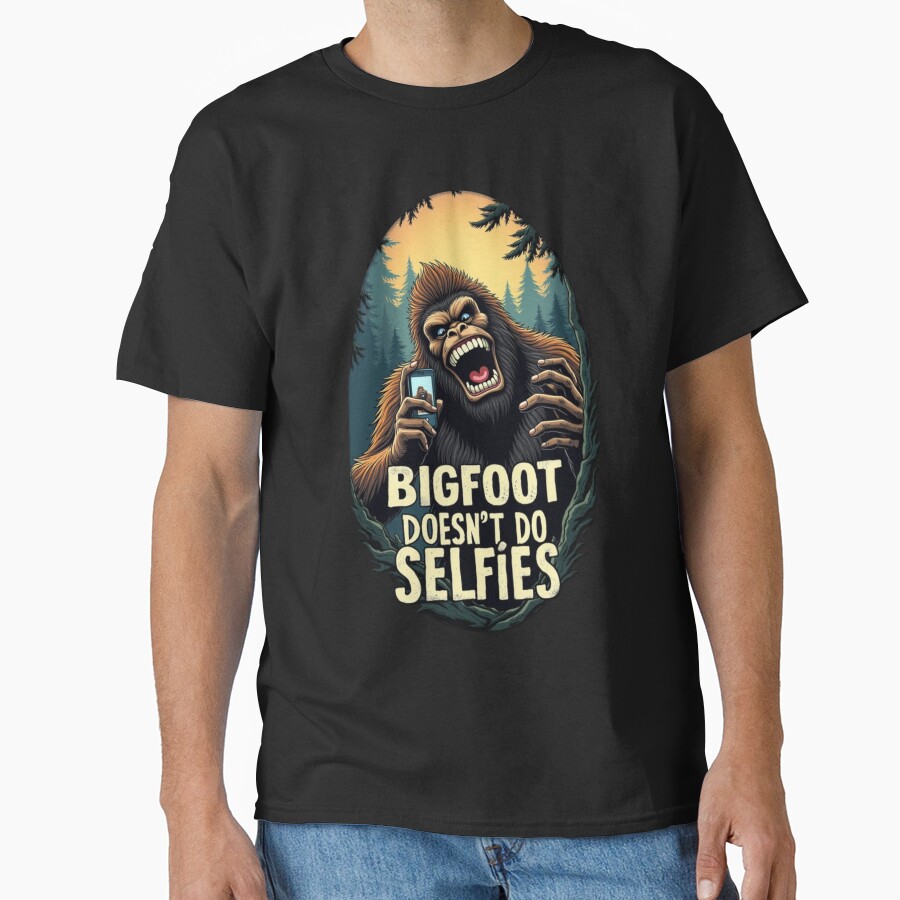 Bigfoot Doesn't Do Selfies funny t-shirt design